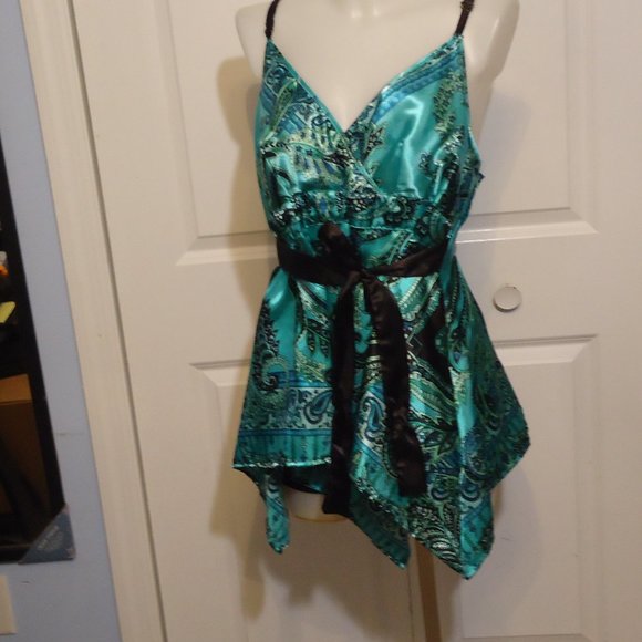 Satin Top 1X - Picture 12 of 13